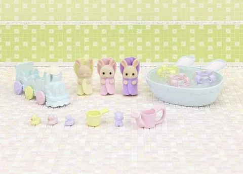 Calico Critters Triplets Bathtime Set