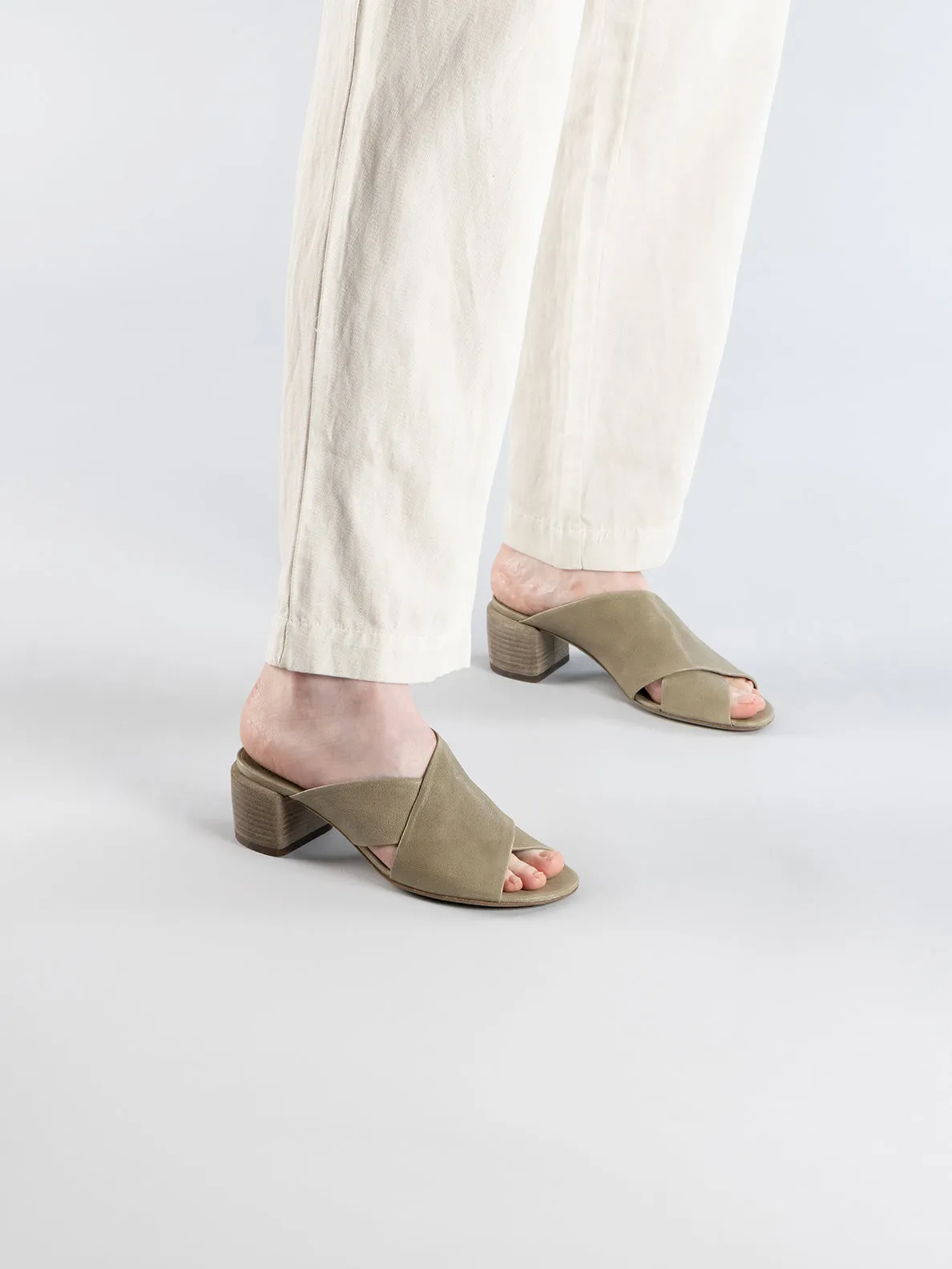 HADRY 007 - Green Leather Slide Sandals