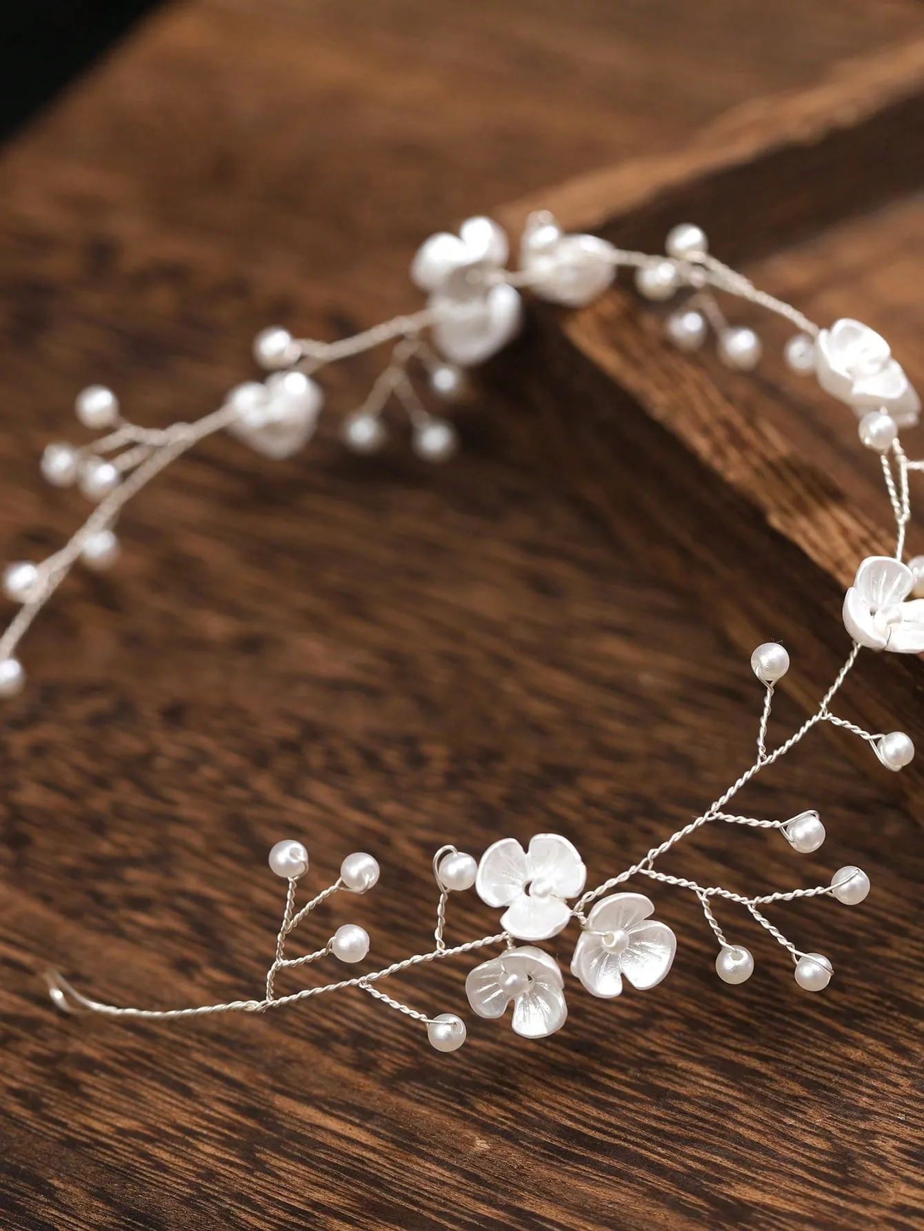 Pearl & Flower Decor Bridal Headwear Elegant Tiaras