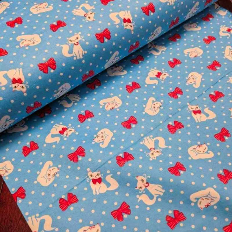 White Cat FLANNEL, Red Bows on blue